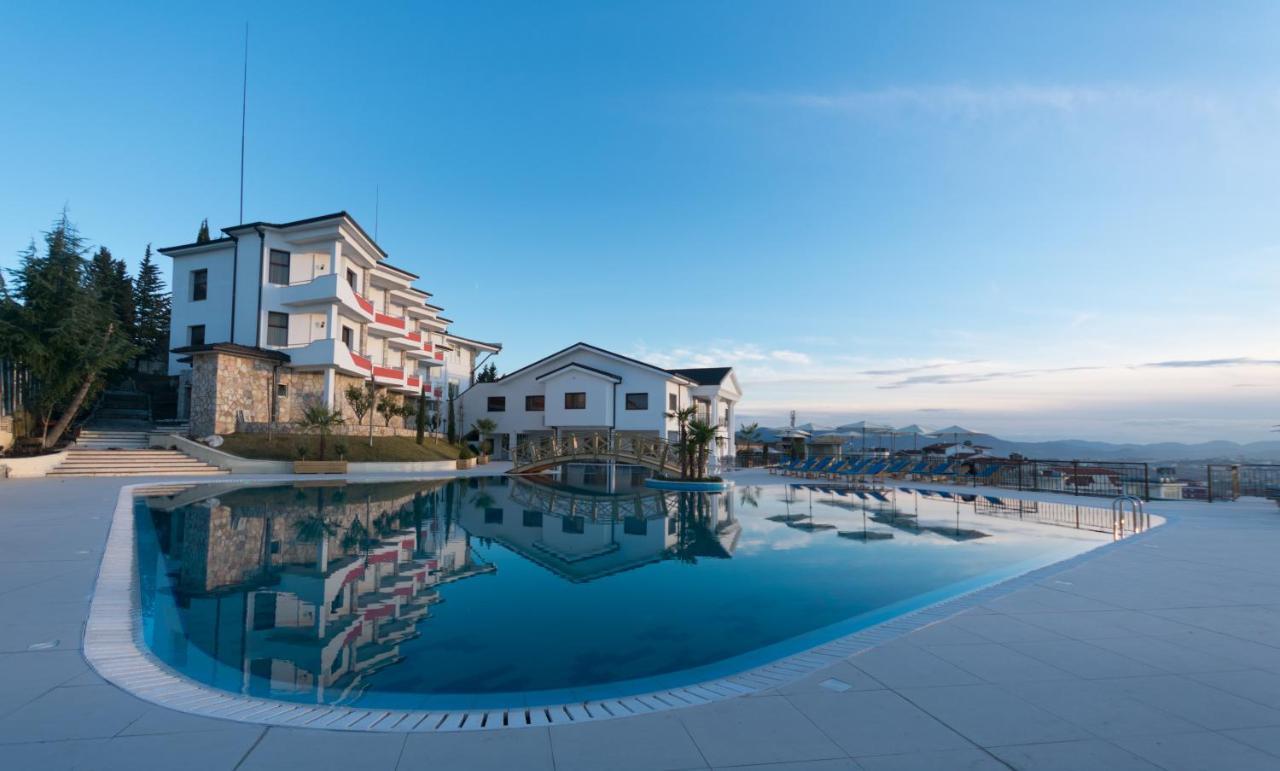 טיראנה Chateau Linza Resort מראה חיצוני תמונה