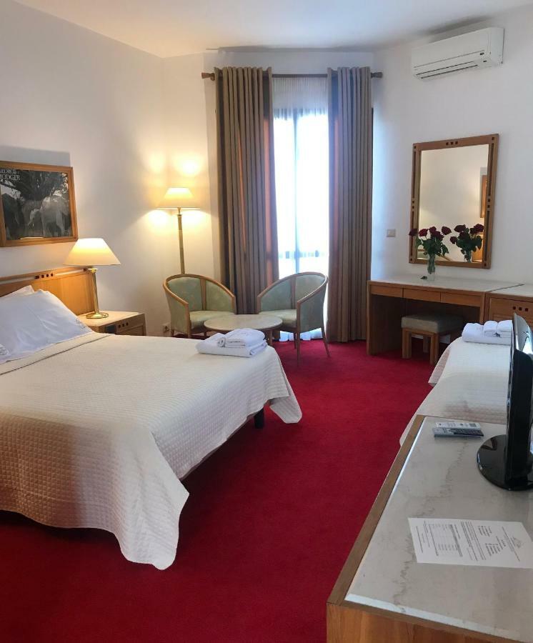 טיראנה Chateau Linza Resort מראה חיצוני תמונה