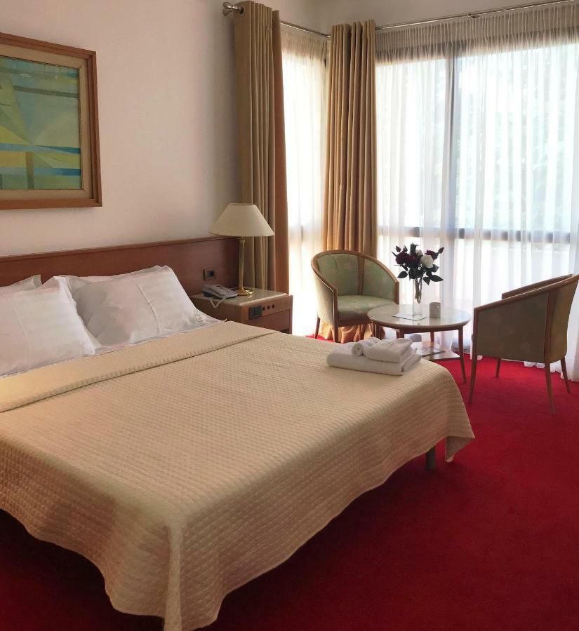 טיראנה Chateau Linza Resort מראה חיצוני תמונה