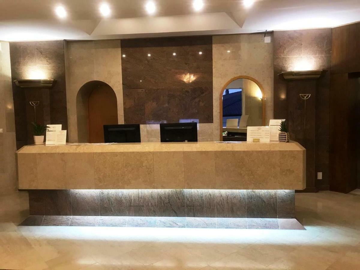 טיראנה Chateau Linza Resort מראה חיצוני תמונה